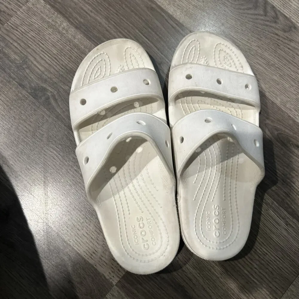 Crocs Classic Crush Sandal White Unisex Slip On Casual Slippers Size M 7 W 9